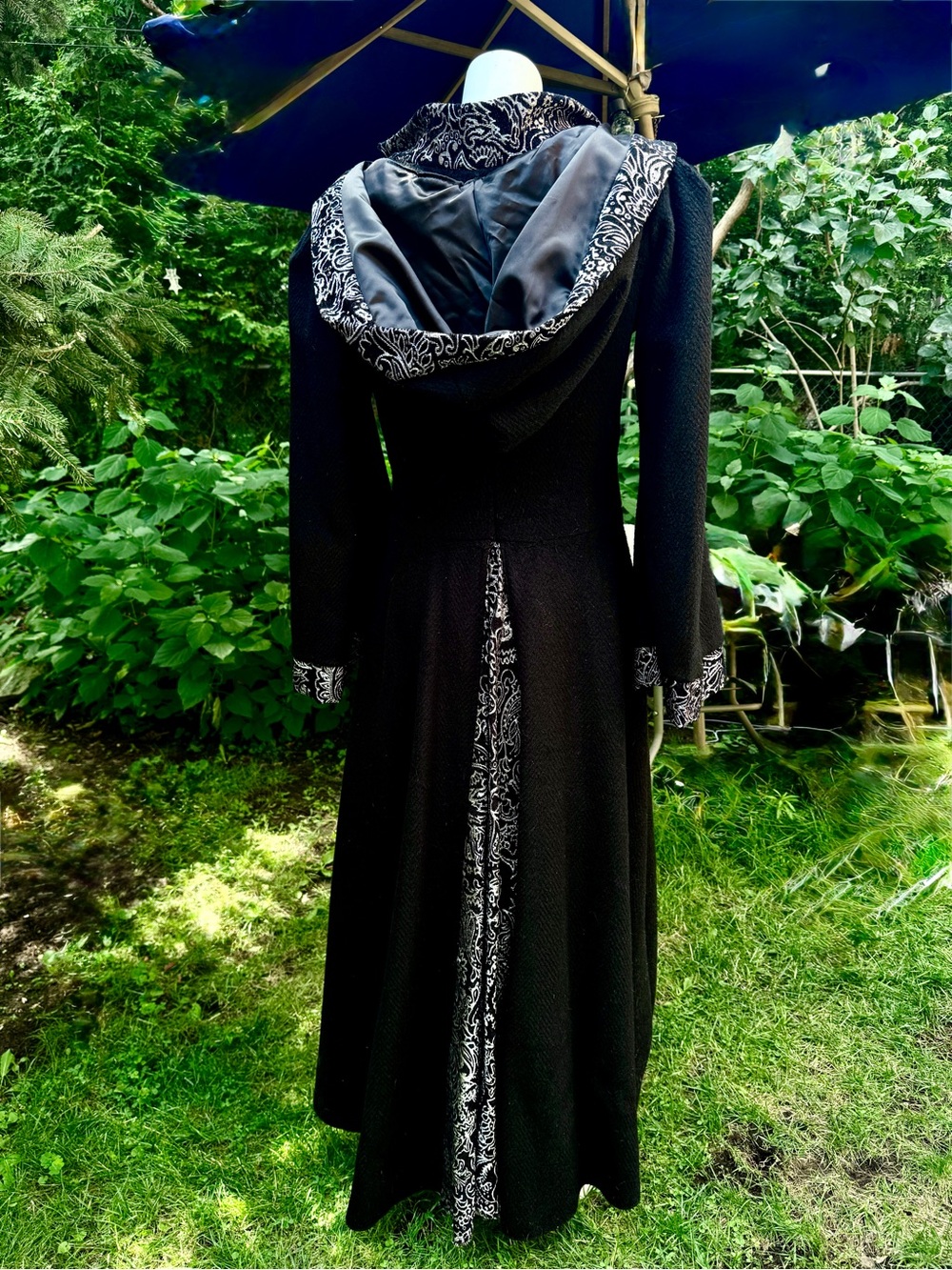 One of a kind Gothic Black wool Hooded Zip-Front Coat with Printed Trim - Picture 4 of 9